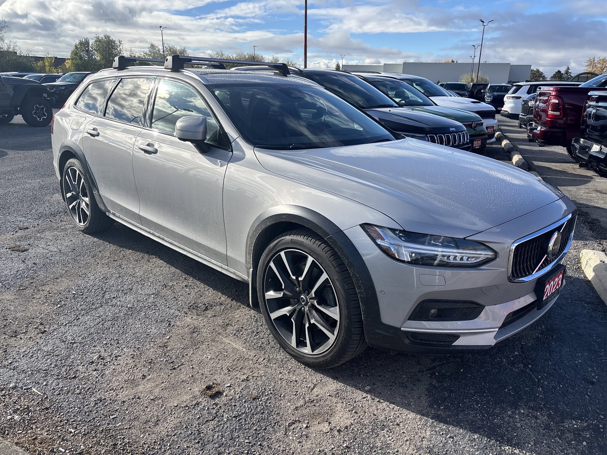2023 Volvo V90 Cross Country