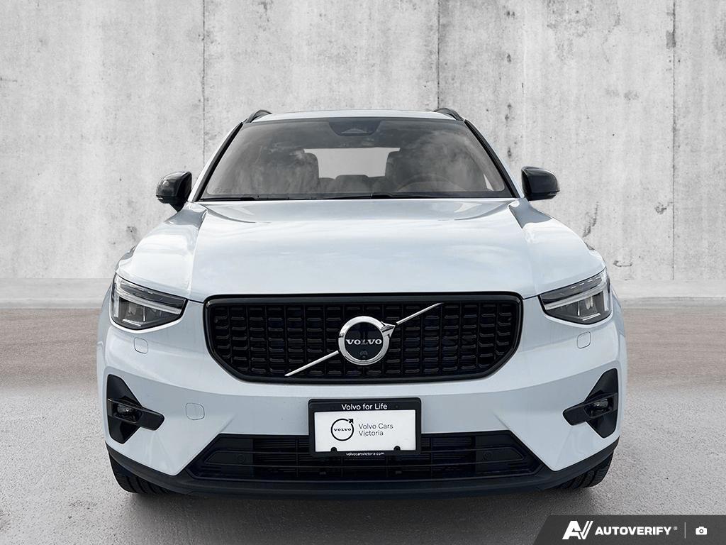 2026 Volvo XC40