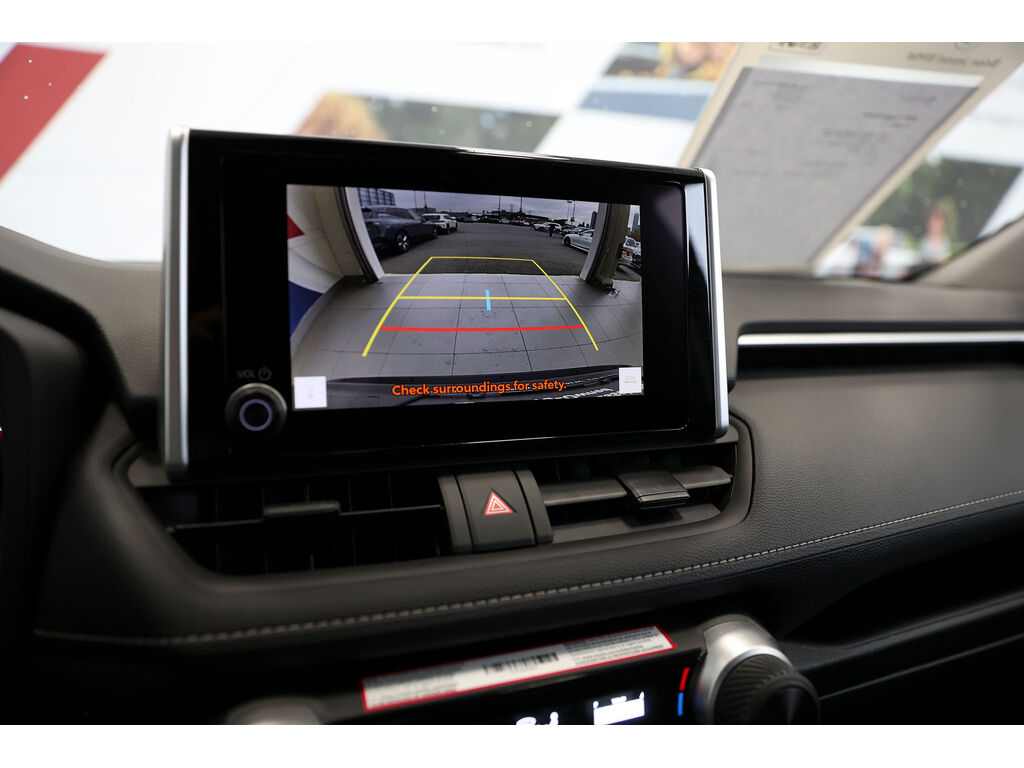 2025 Toyota RAV4 LE, 温哥华, 全款车