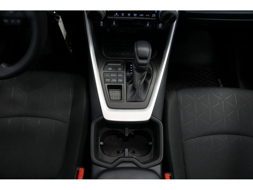 2025 Toyota RAV4 LE, 温哥华, 全款车