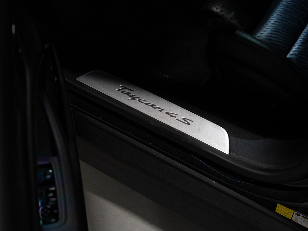 2020 Porsche Taycan 4S, 多伦多, 全款车