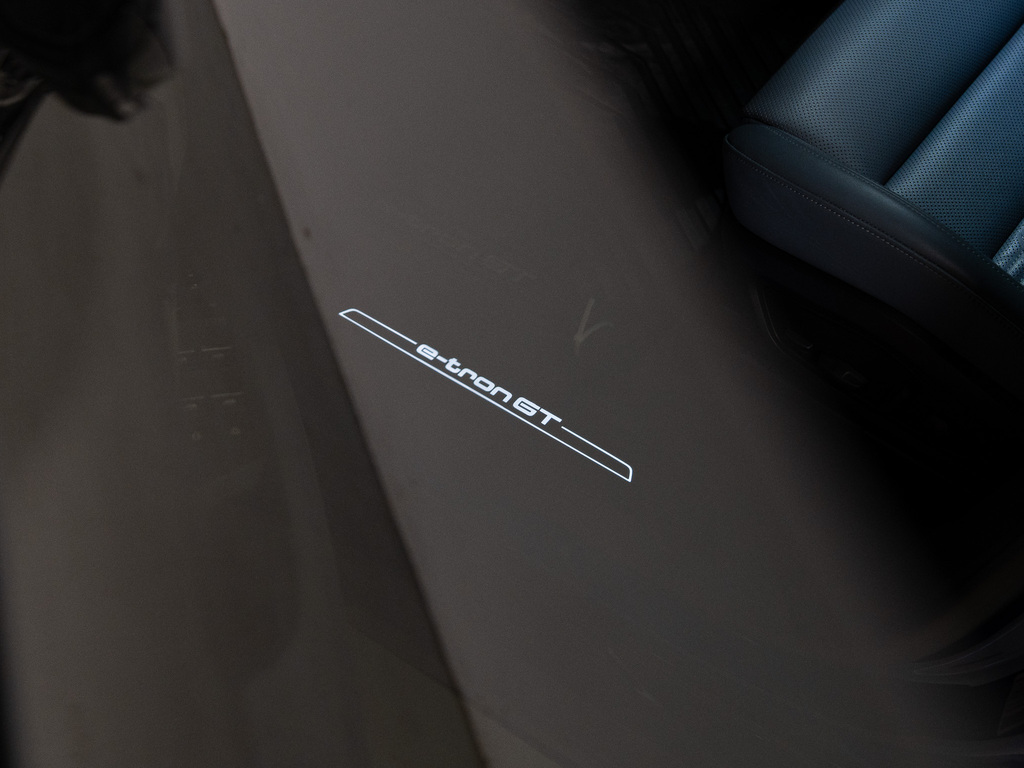 2022 Audi e-tron GT QUATTRO   BANG OLUFSEN   PANO   HUD   20 IN, 多伦多, 全款车