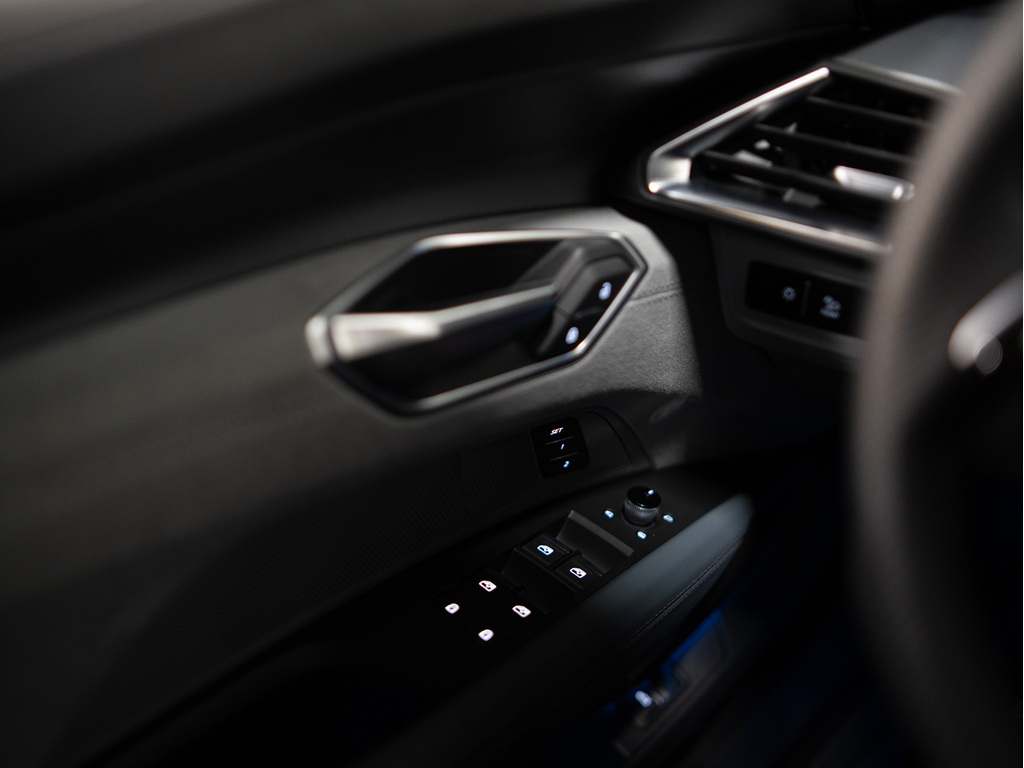 2022 Audi e-tron GT QUATTRO   BANG OLUFSEN   PANO   HUD   20 IN, 多伦多, 全款车