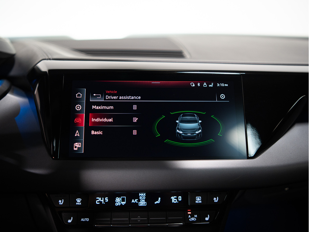 2022 Audi e-tron GT QUATTRO   BANG OLUFSEN   PANO   HUD   20 IN, 多伦多, 全款车