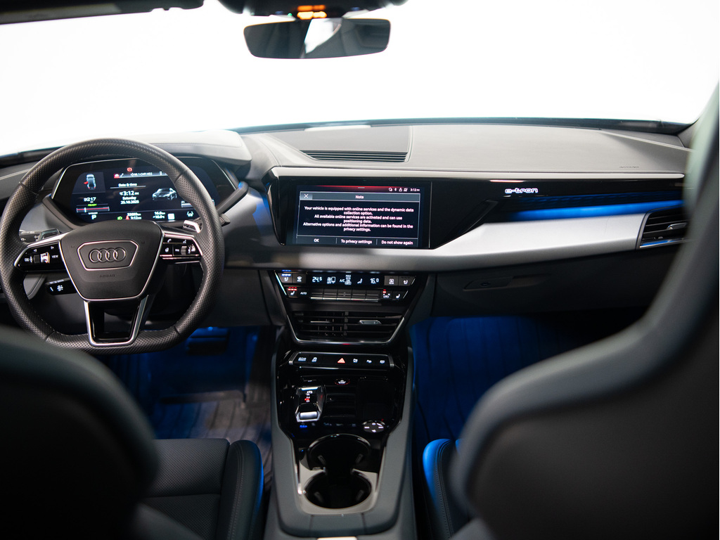 2022 Audi e-tron GT QUATTRO   BANG OLUFSEN   PANO   HUD   20 IN, 多伦多, 全款车