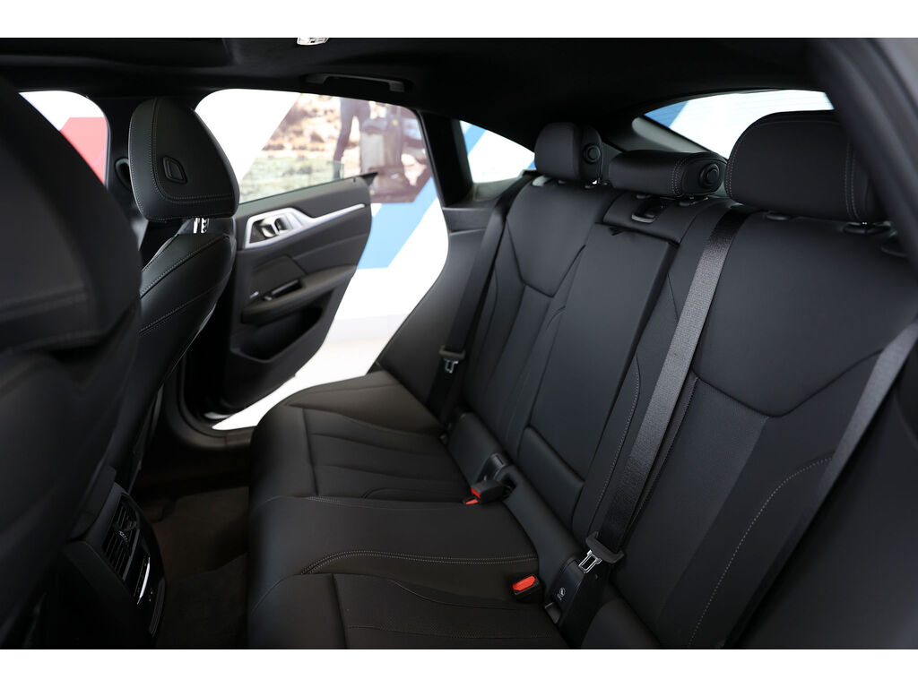 2024 BMW i4 xDrive40, 温哥华, 全款车