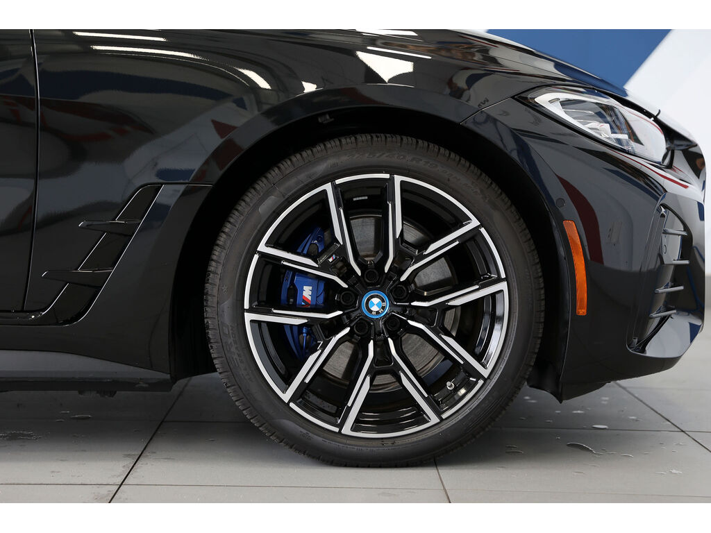 2024 BMW i4 xDrive40, 温哥华, 全款车