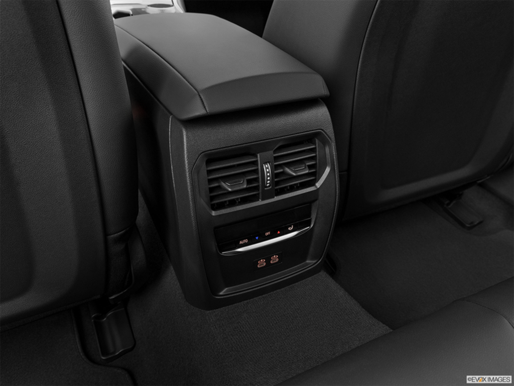 2025 BMW i4 eDrive40, 温哥华, 全款车