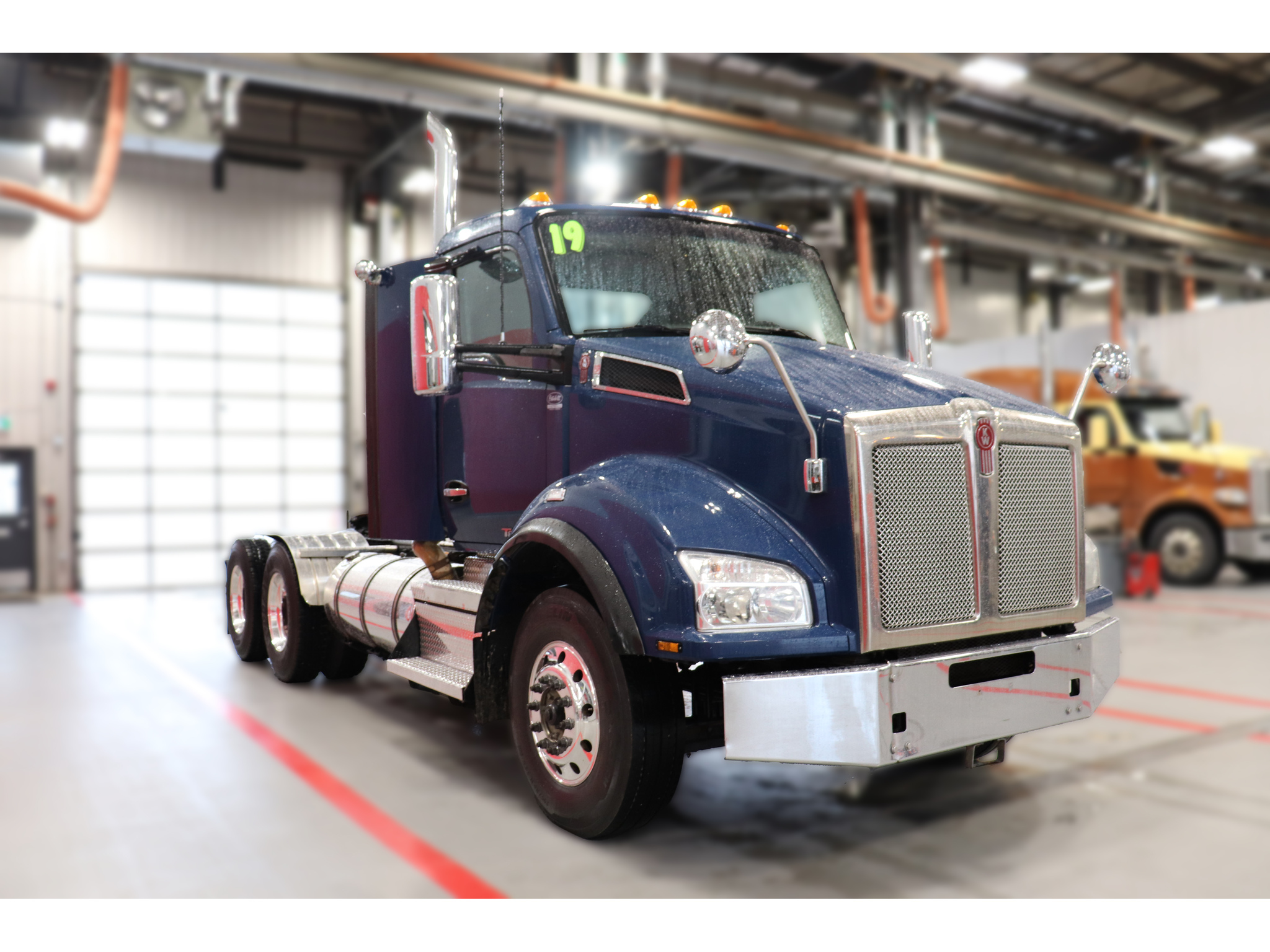 2019 Kenworth T-880 Daycab
