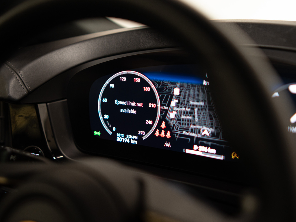 2024 Porsche Cayenne Coupe COUPE   PREMIUM PLUS PKG   CARBON FIBRE   21 IN, 多伦多, 全款车