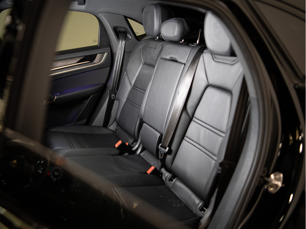 2024 Porsche Cayenne Coupe COUPE   PREMIUM PLUS PKG   CARBON FIBRE   21 IN, 多伦多, 全款车