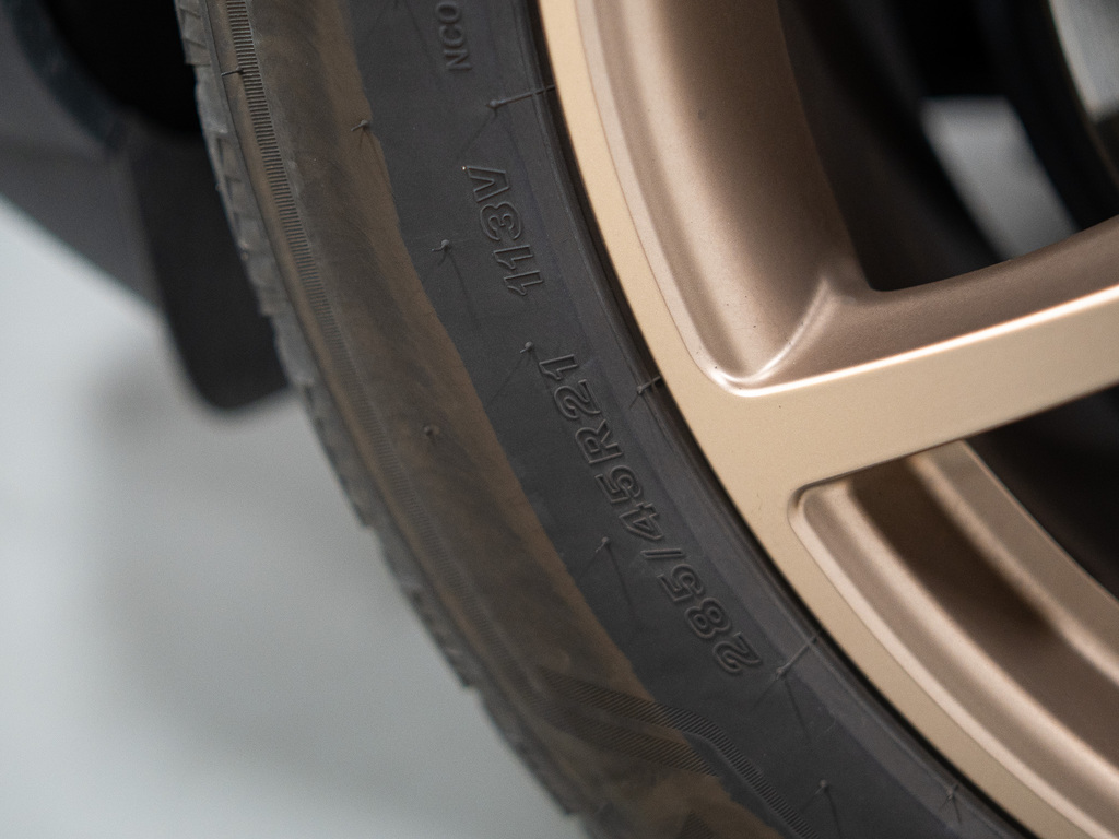 2024 Porsche Cayenne Coupe COUPE   PREMIUM PLUS PKG   CARBON FIBRE   21 IN, 多伦多, 全款车