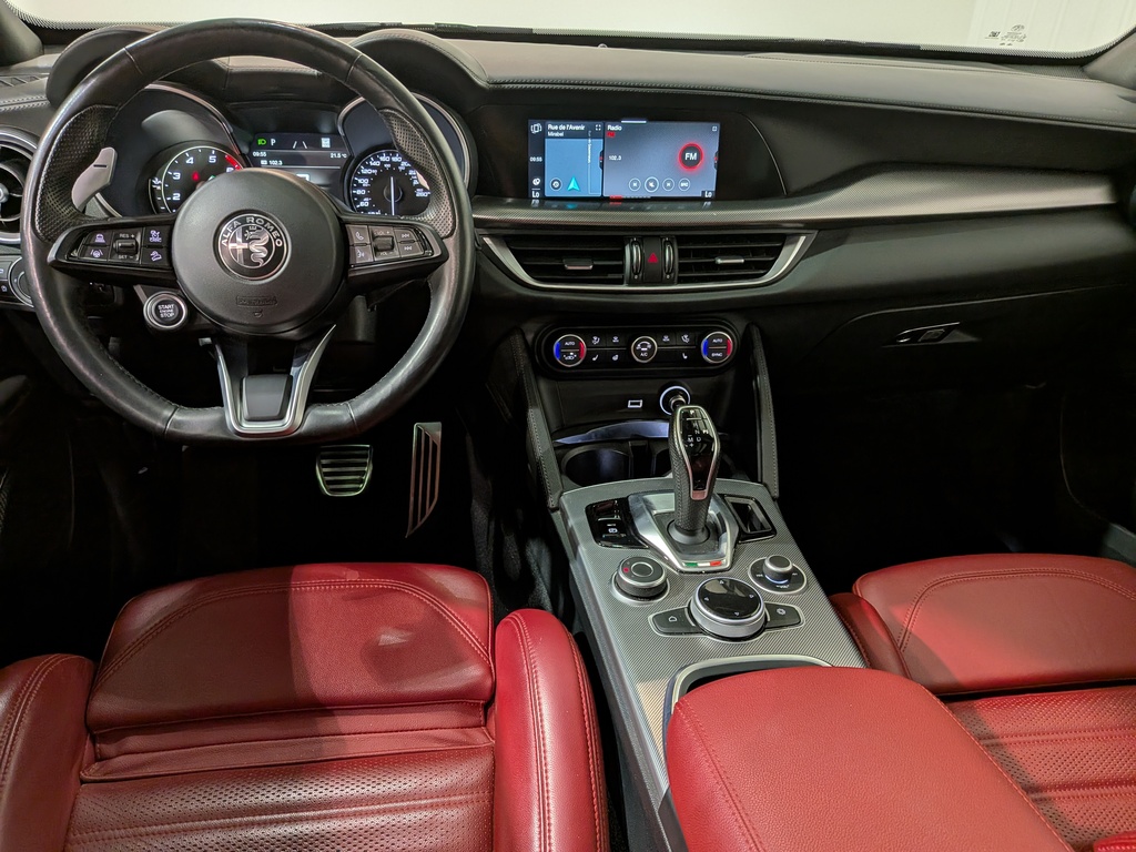 Alfa Romeo Stelvio 2023