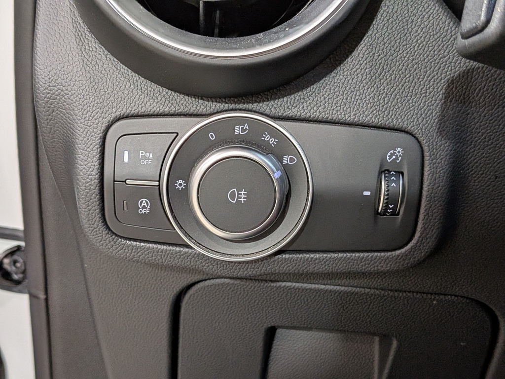 Alfa Romeo Stelvio 2023