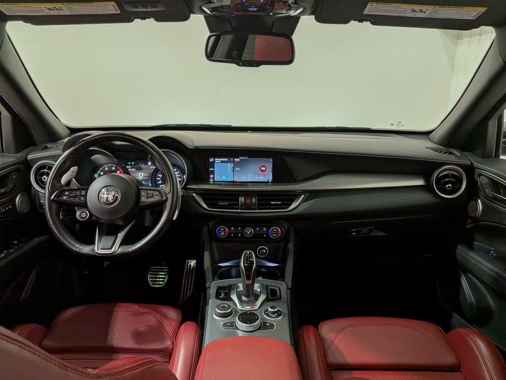 Alfa Romeo Stelvio 2023