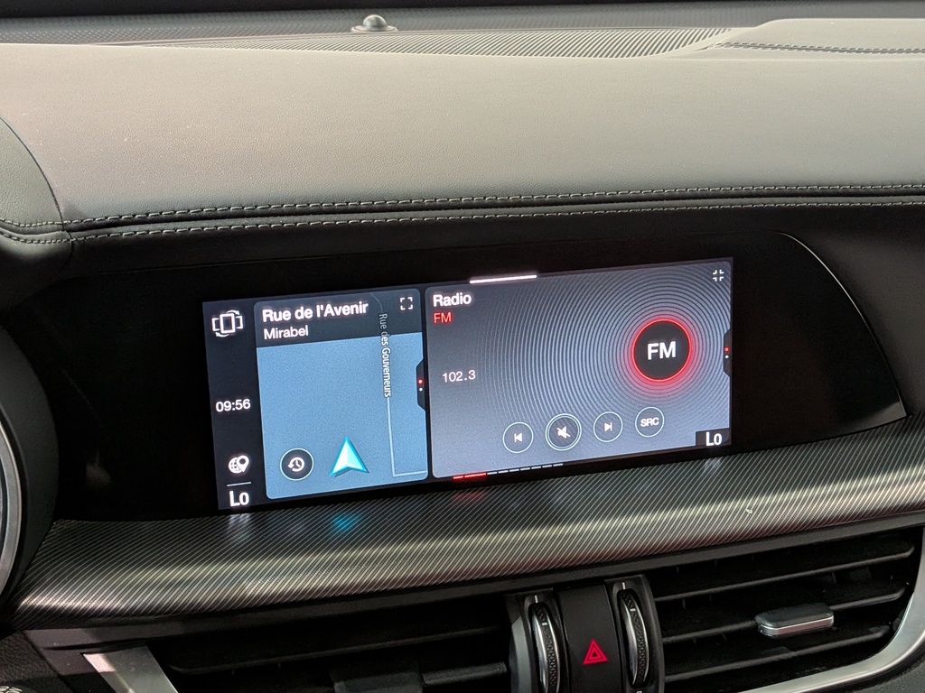 Alfa Romeo Stelvio 2023