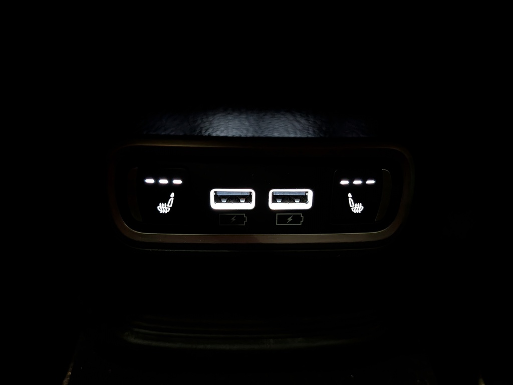 Alfa Romeo Stelvio 2023