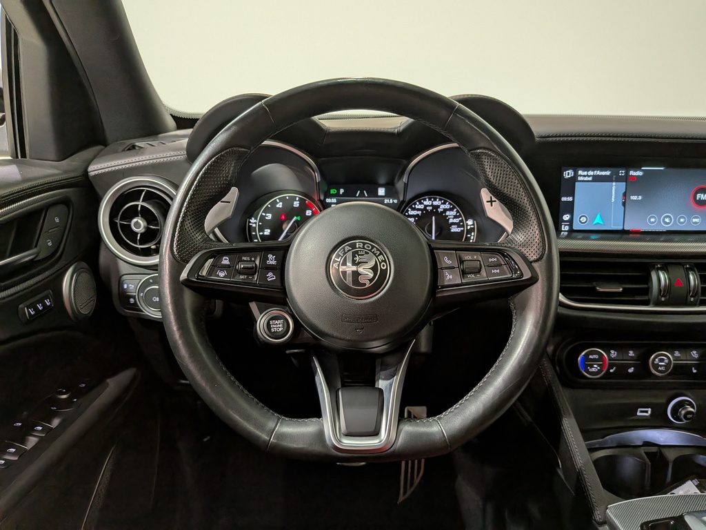 Alfa Romeo Stelvio 2023