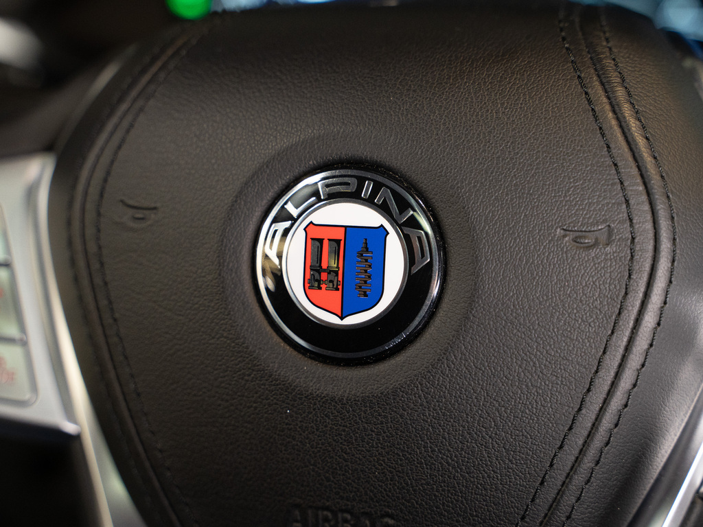 2022 BMW ALPINA XB7 ALPINA XB7   CRYSTAL SHIFTER   6 PASS   23 IN, 多伦多, 全款车