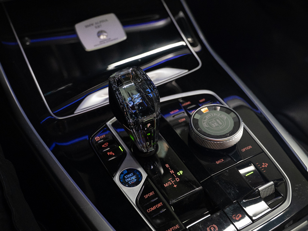 2022 BMW ALPINA XB7 ALPINA XB7   CRYSTAL SHIFTER   6 PASS   23 IN, 多伦多, 全款车