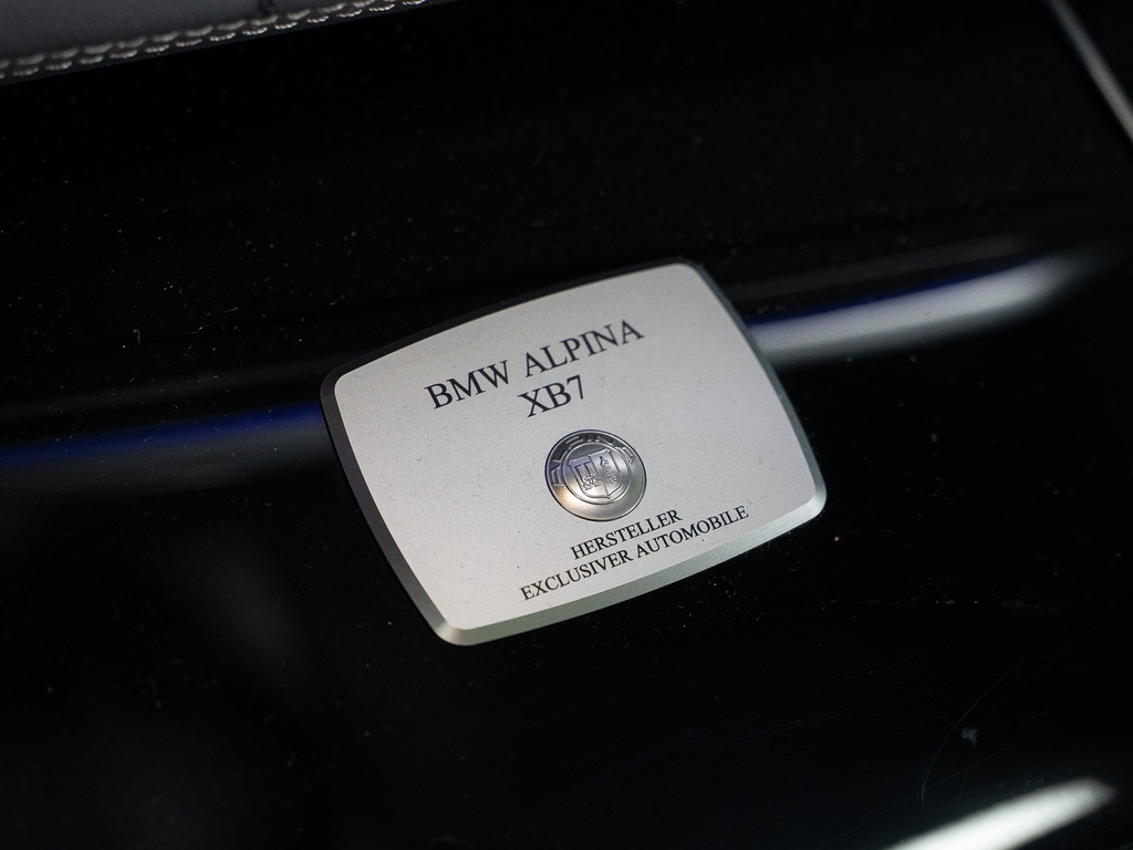 2022 BMW ALPINA XB7 ALPINA XB7   CRYSTAL SHIFTER   6 PASS   23 IN, 多伦多, 全款车