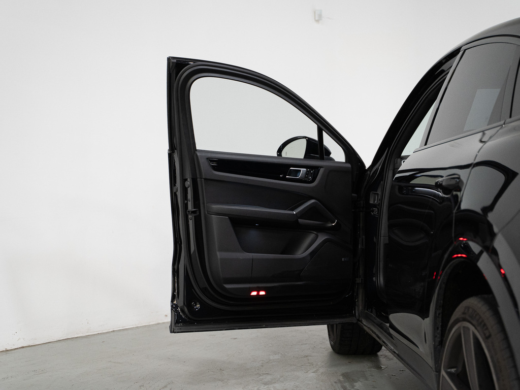 2022 Porsche Cayenne Coupe S    COUPE   PLATINUM EDITION   PREMIUM PLUS PKG, 多伦多, 全款车