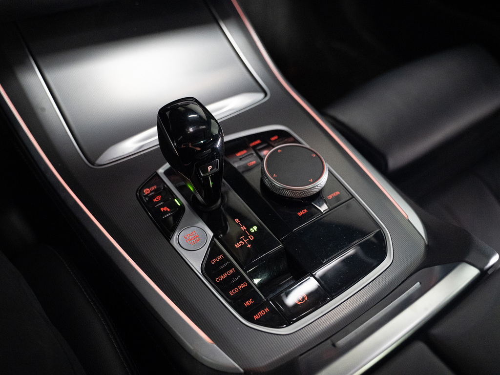 2022 BMW X5 xDrive40i, 多伦多, 全款车