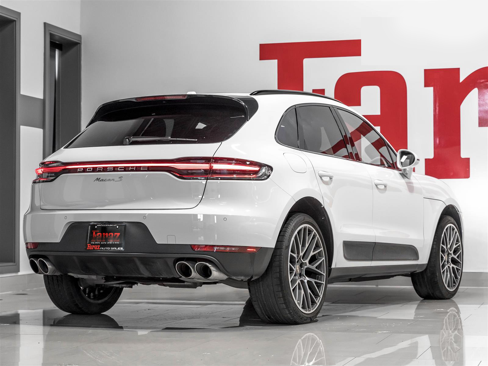 2020 Porsche Macan