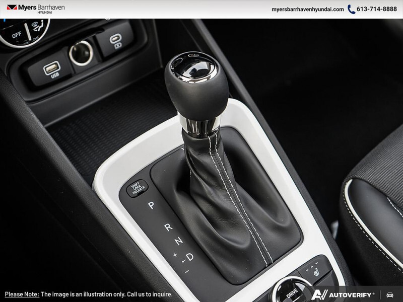 2025 Hyundai Venue - Gallery image 15