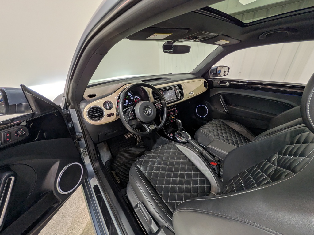 Volkswagen Beetle 2019