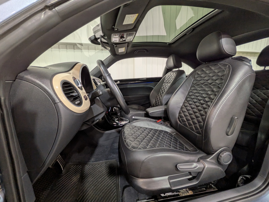 Volkswagen Beetle 2019