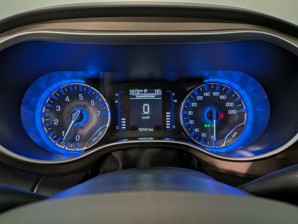 Chrysler Grand Caravan 2024