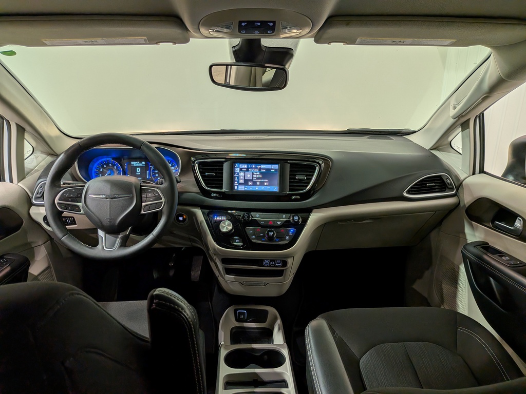 Chrysler Grand Caravan 2024