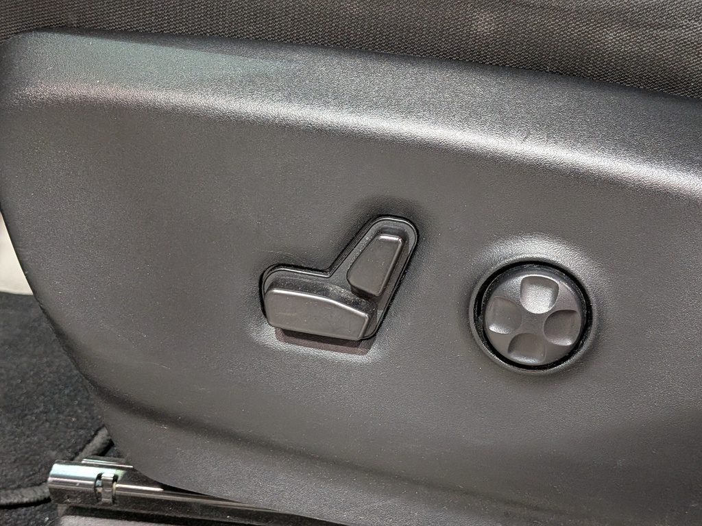 Chrysler Grand Caravan 2024