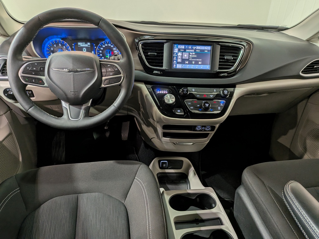 Chrysler Grand Caravan 2024