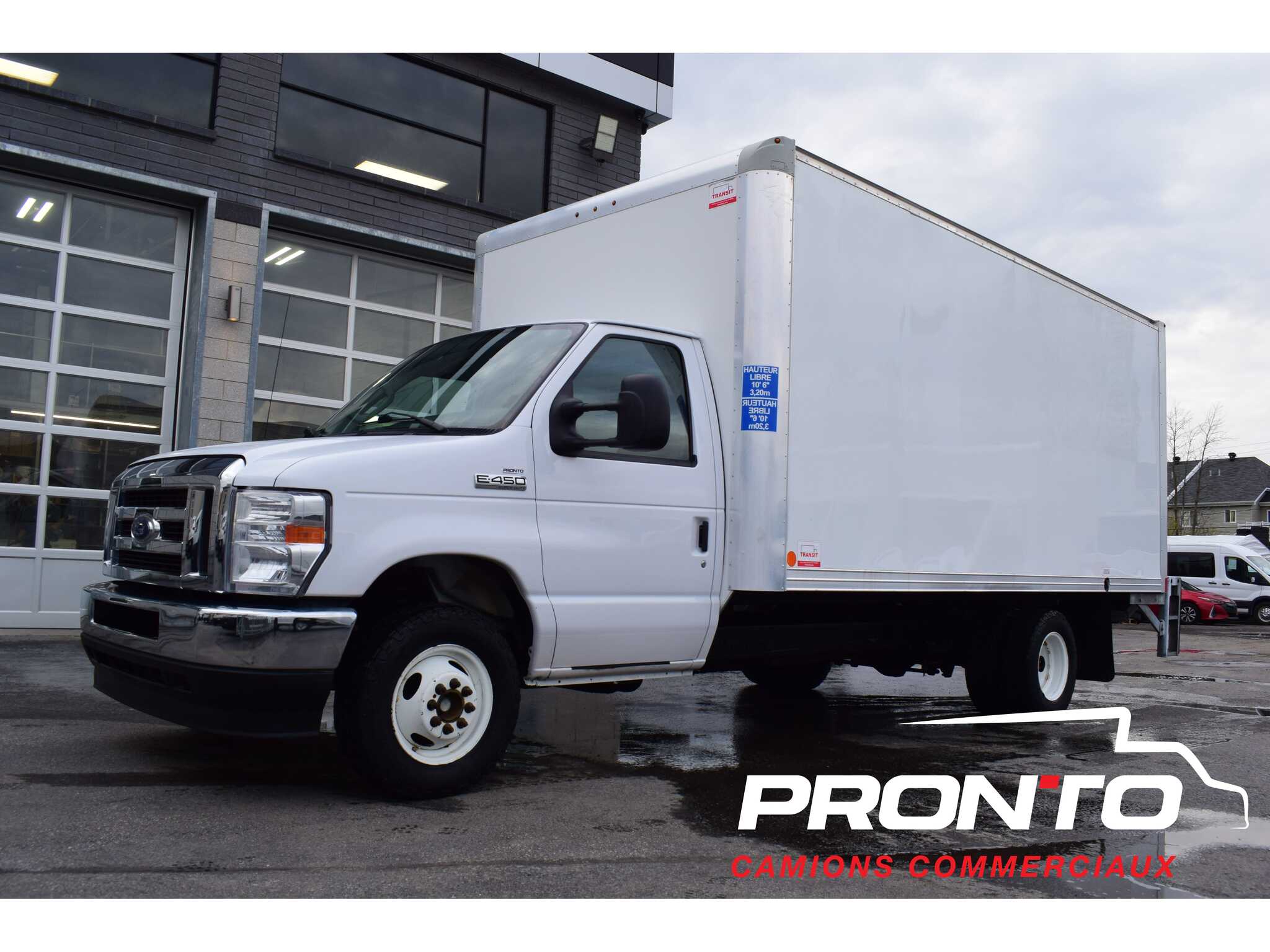 2022 Ford E-Series Cutaway