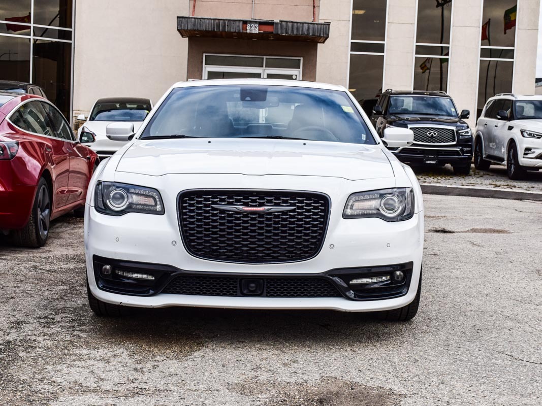 2023 Chrysler 300