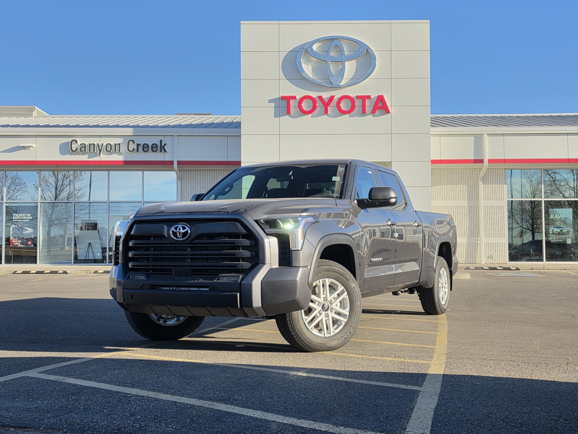 2026 Toyota Tundra SR5 CrewMax Cab 4WD