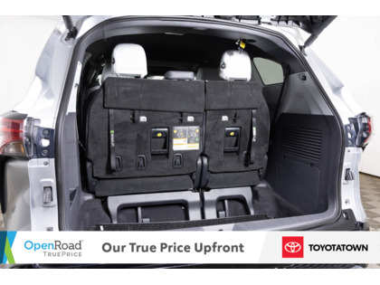 used 2022 Toyota Sienna car, priced at $46,998