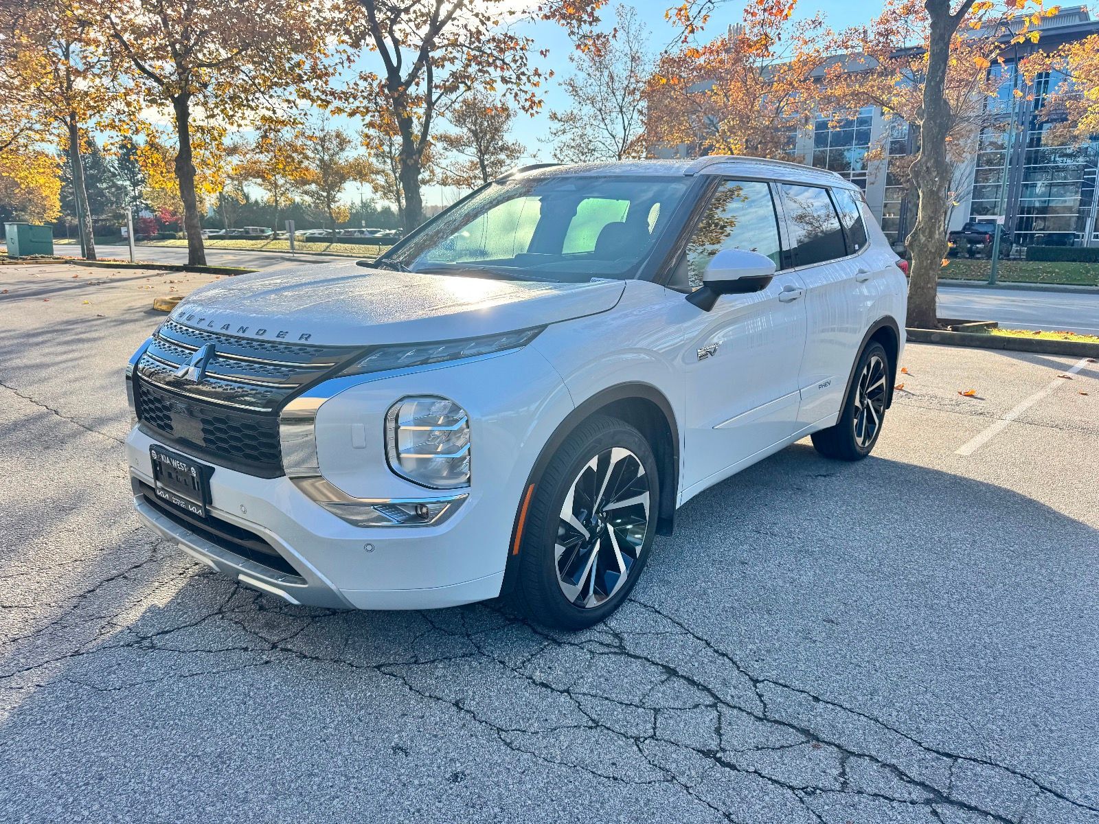 2023 Mitsubishi Outlander PHEV