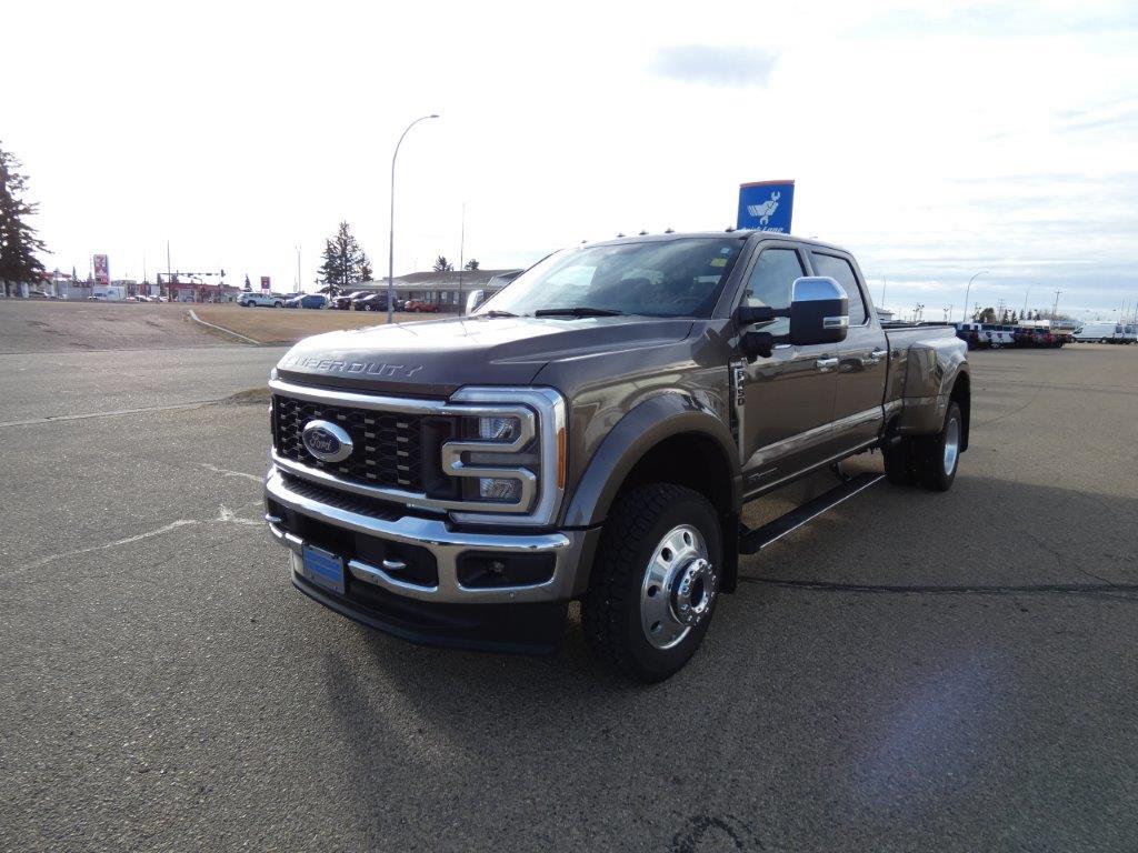2023 Ford F-450 SUPER DUTY
