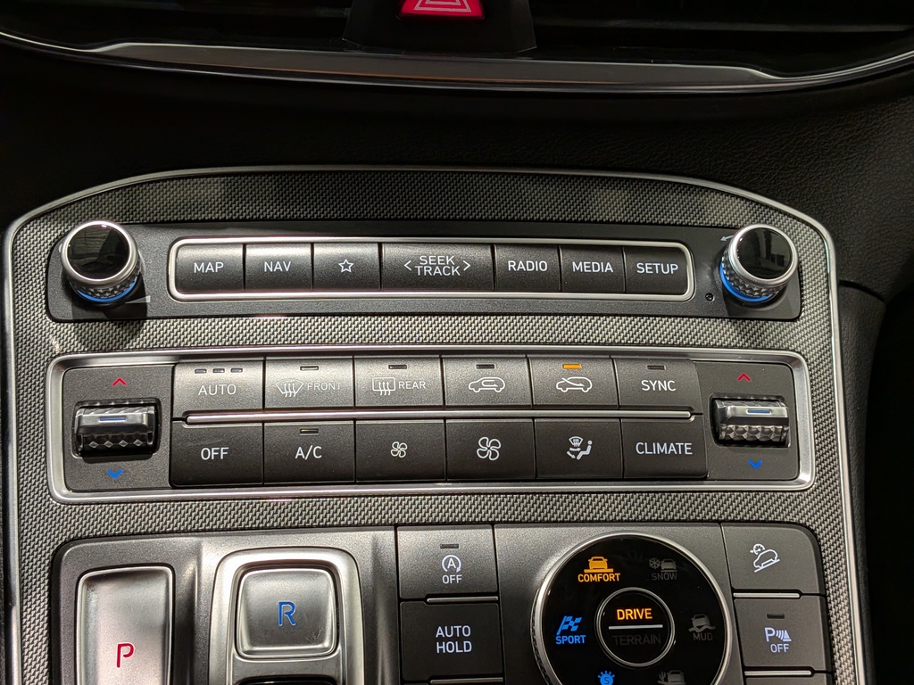 Hyundai Santa Fe 2023