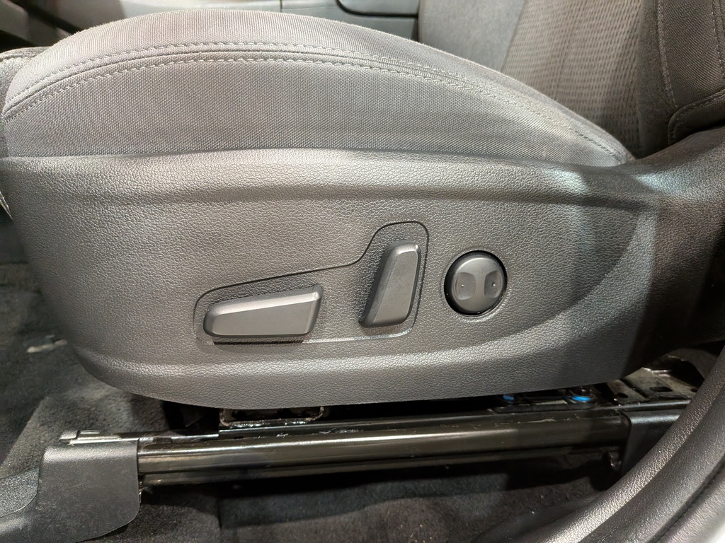 Hyundai Santa Fe 2023