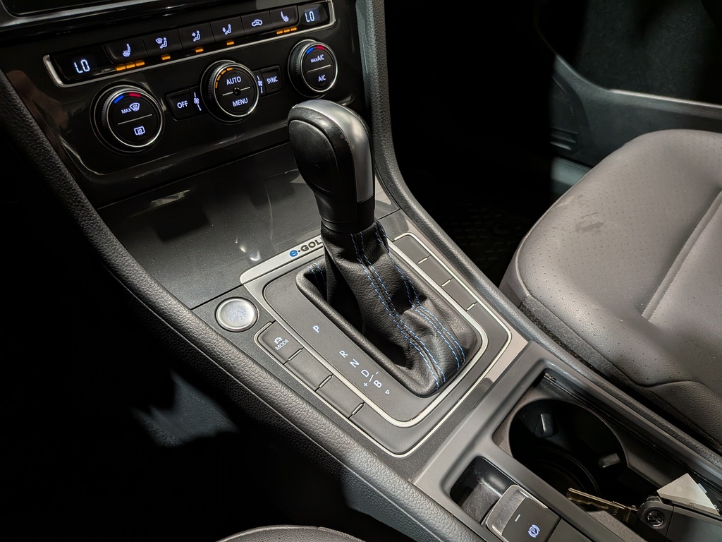 Volkswagen E-Golf 2020