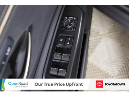 used 2021 Lexus ES 300h car, priced at $28,898