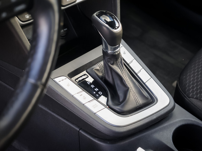 2020 Hyundai Elantra Sedan - Gallery image 15