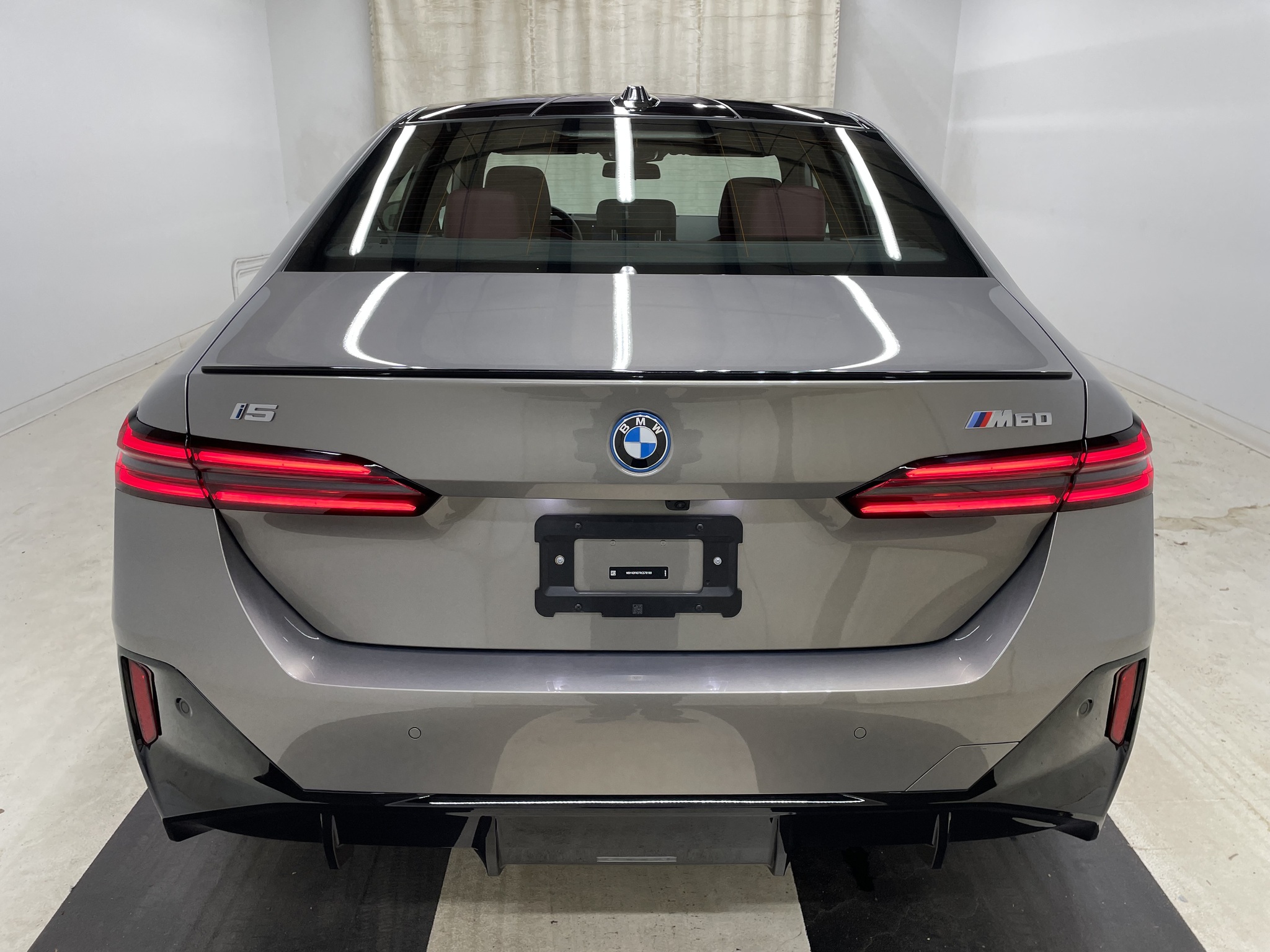 2024 BMW i5