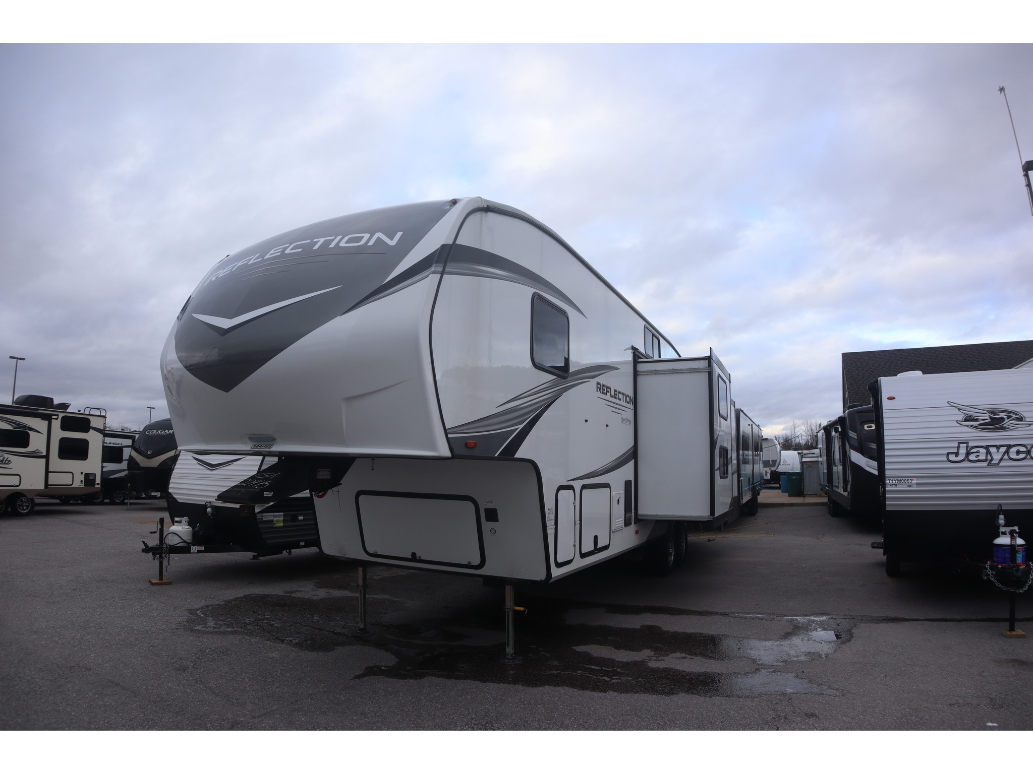 2023 Grand Design Reflection