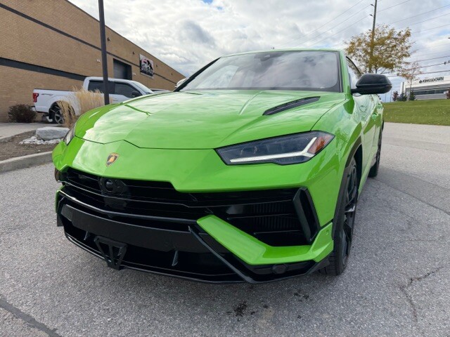 2023 Lamborghini Urus S
