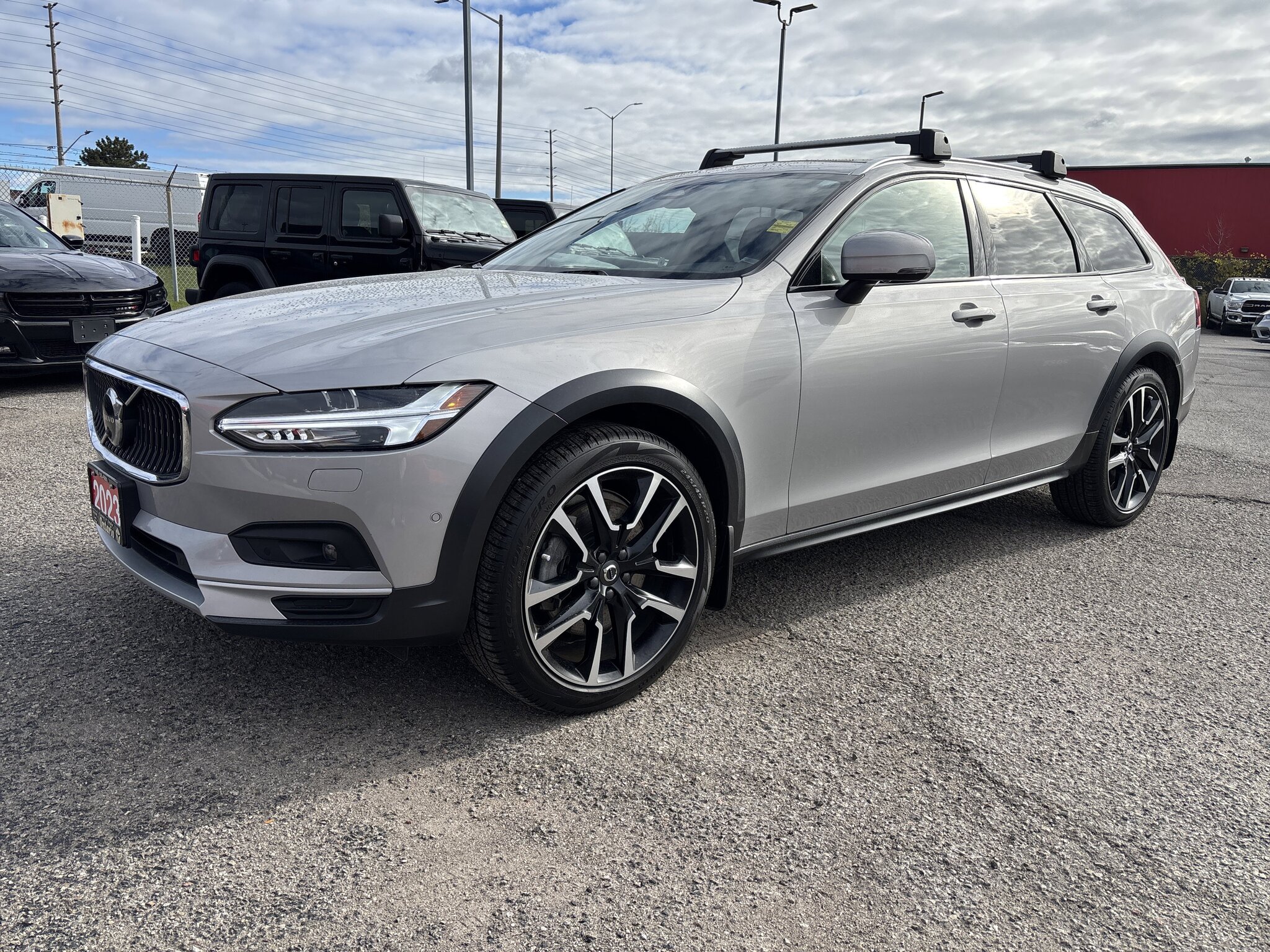 2023 Volvo V90 Cross Country